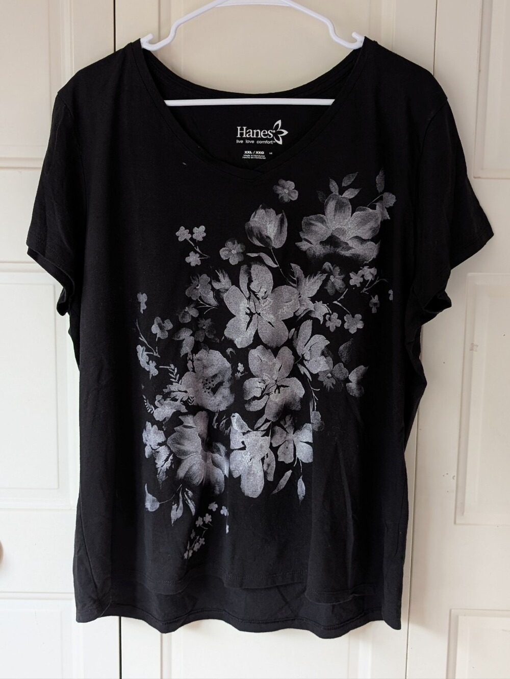 Hanes black floral plus size tee shirt